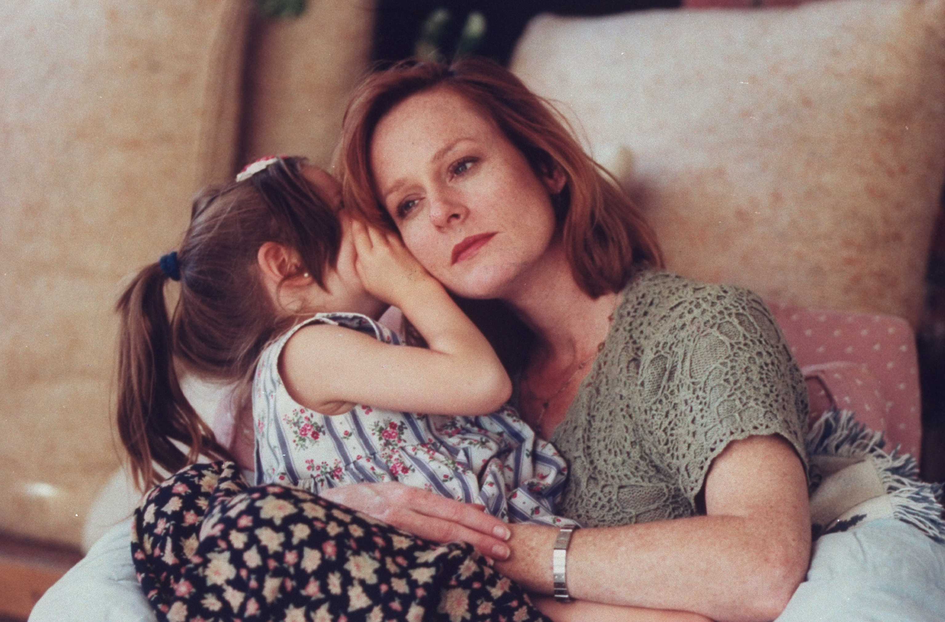 Mary McDonough with her daughter Sydnee in California in 1997 | Source: Getty Images
