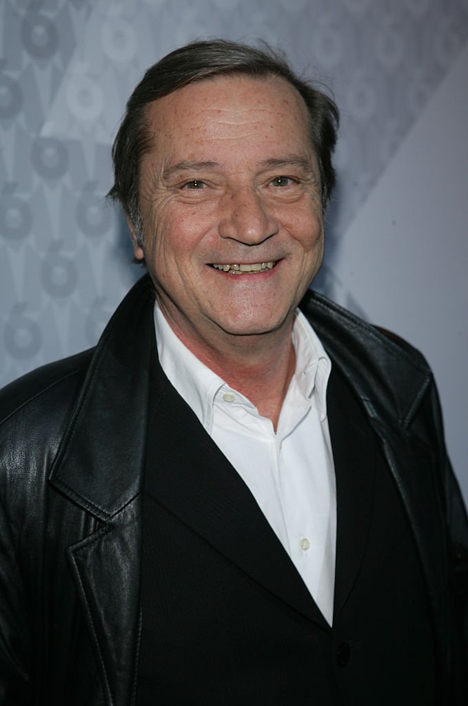 Christian Blachas arrive au 20e anniversaire de la chaîne de télévision française "M6" à Paris. | Photo : Getty Images