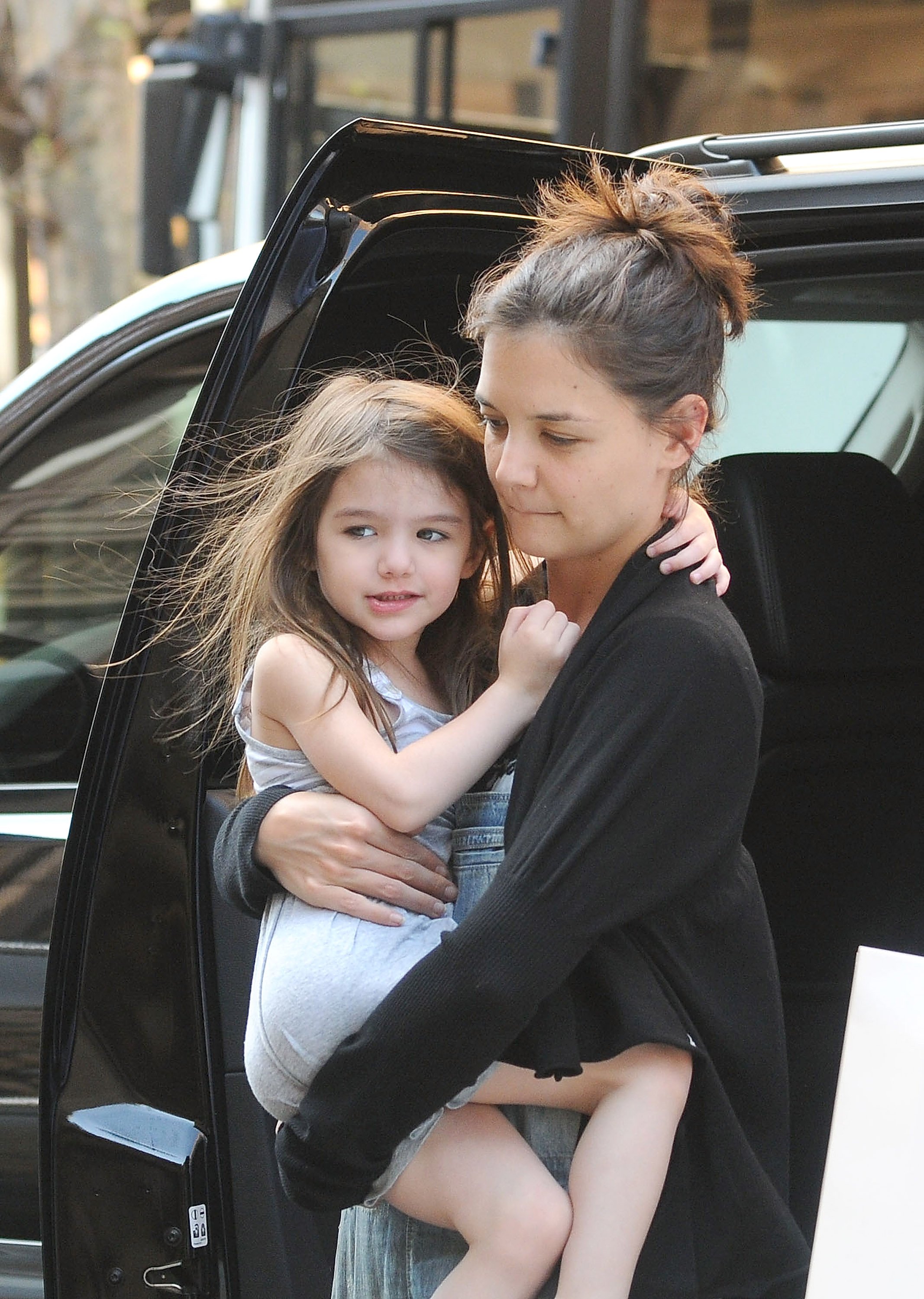 Katie Holmes with her daughter Suri Cruise in New York in 2010. | Source: Getty Images