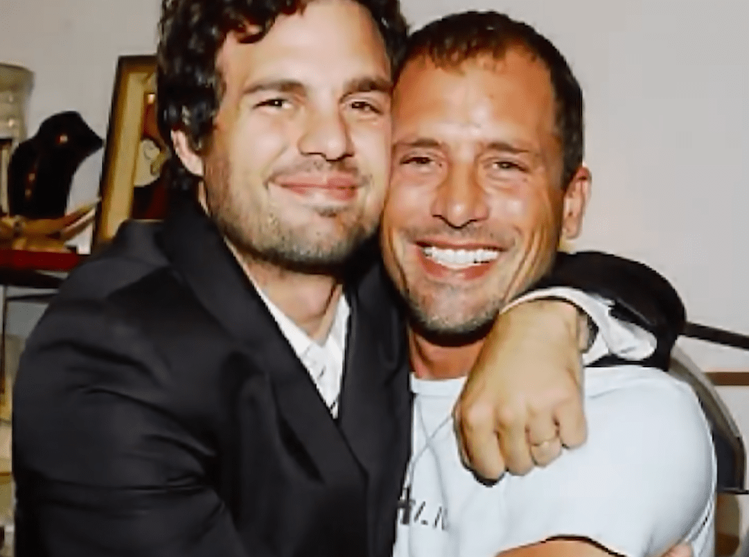 Mark Ruffalo and his brother, Scott at the Kaviar and Kind store opening on April 28, 2004 in Los Angeles, California | Photo: YouTube/ Looper