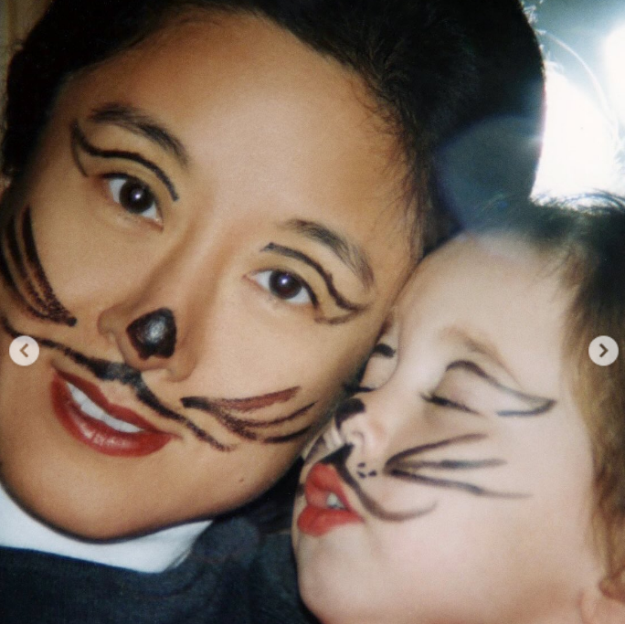 Vera Wang maintained a private family life while occasionally sharing glimpses of her daughters on her social media platforms. In this photo, she posed with her daughter Cecilia Becker with cat-painted faces during a throwback Halloween celebration uploaded on October 31, 2025. | Source: Instagram/verawang