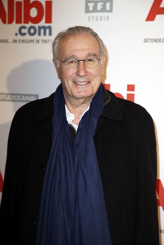 Bernard Le Coq assiste au photocall du jour 4 du 20e Festival de TV Fiction le 15 septembre 2018 à La Rochelle, France. | Photo : Getty Images
