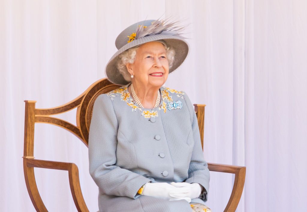 Queen Elizabeth II a the Trooping of the Colour military ceremony in the Quadrangle of Windsor Castle to mark her Official Birthday at Windsor Castle in Windsor, England | Photo: Pool/Samir Hussein/WireImage via Getty Images