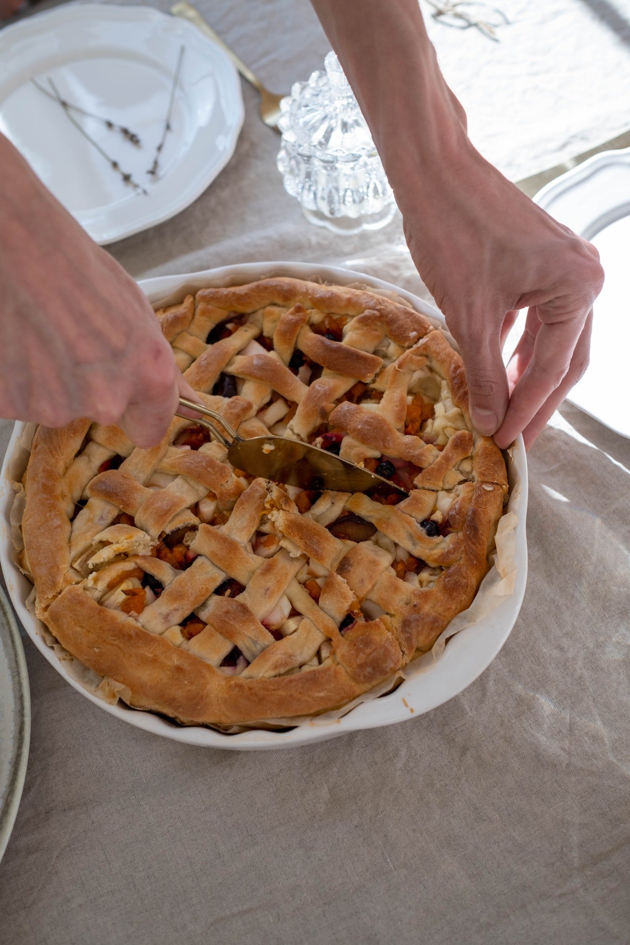Riley came over with an apple pie, but it was an excuse to get their families together. | Source: Pexels