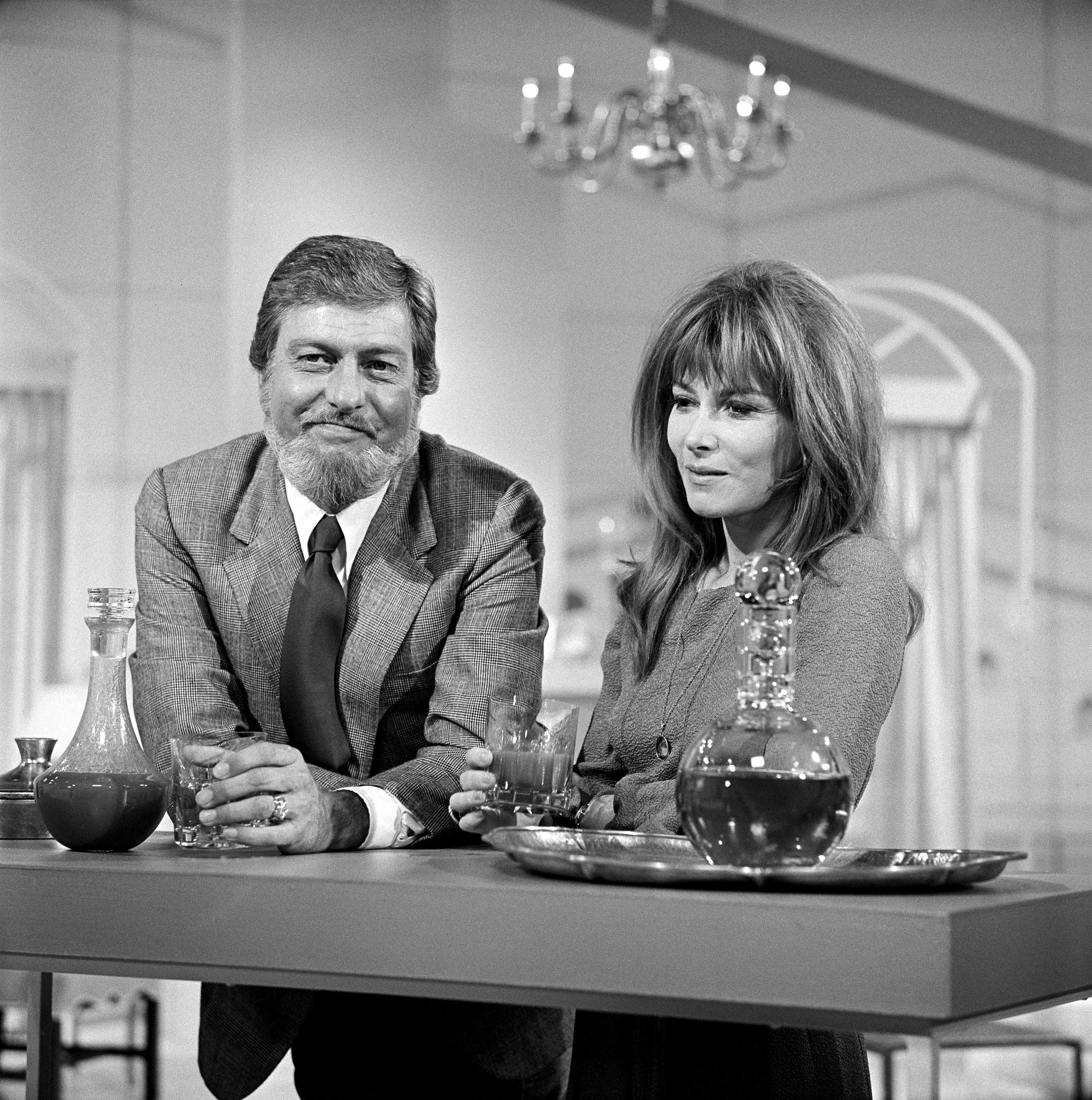 Dick Van Dyke and Lee Grant. Image dated December 8, 1970. | Source: Getty Images