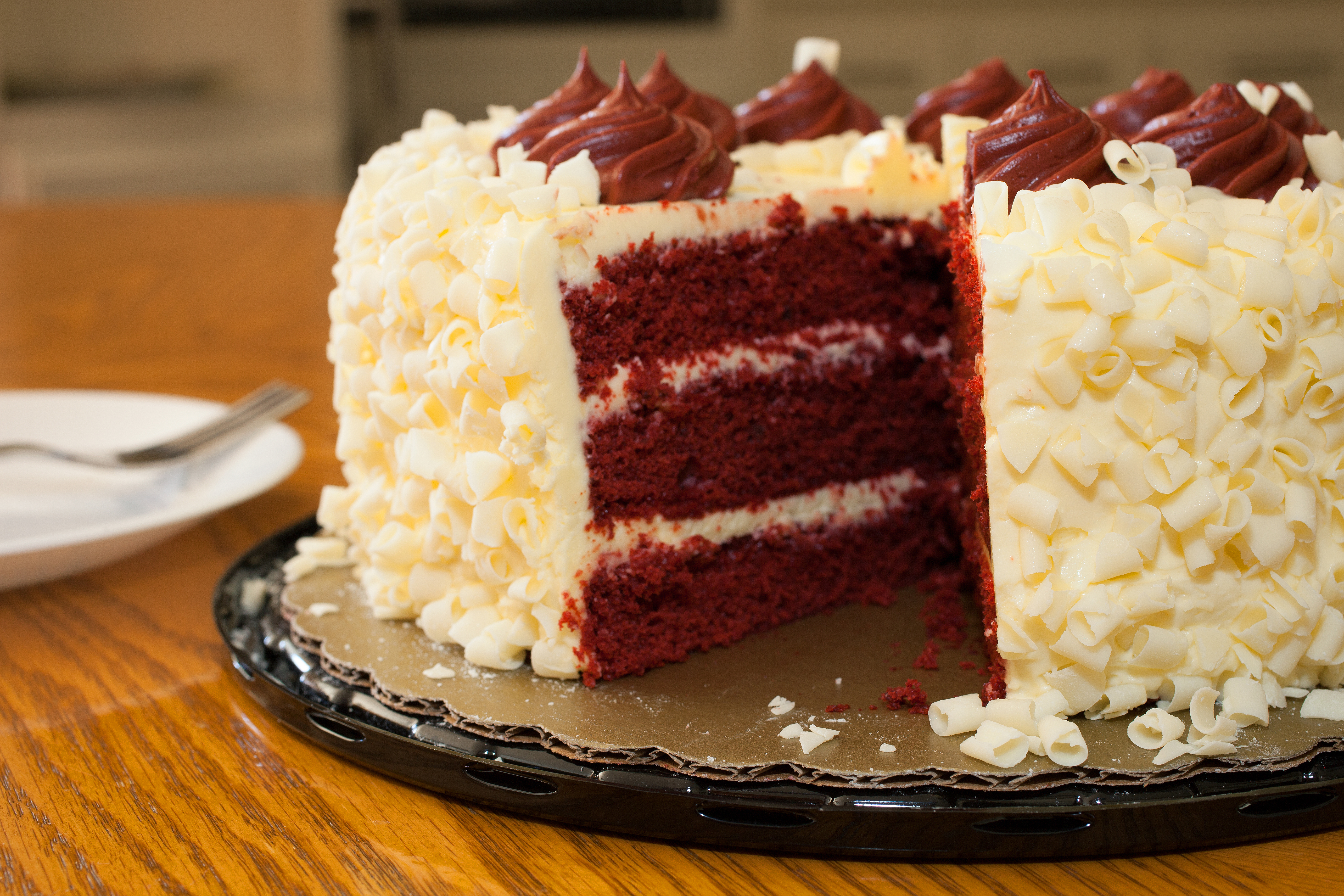Red velvet cake on the table | Source: Shutterstock