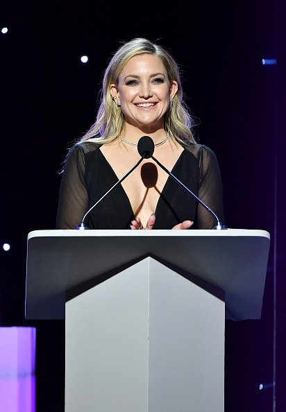 Kate Hudson at The Beverly Hilton Hotel on February 01, 2020 in Beverly Hills, California. | Photo: Getty Images