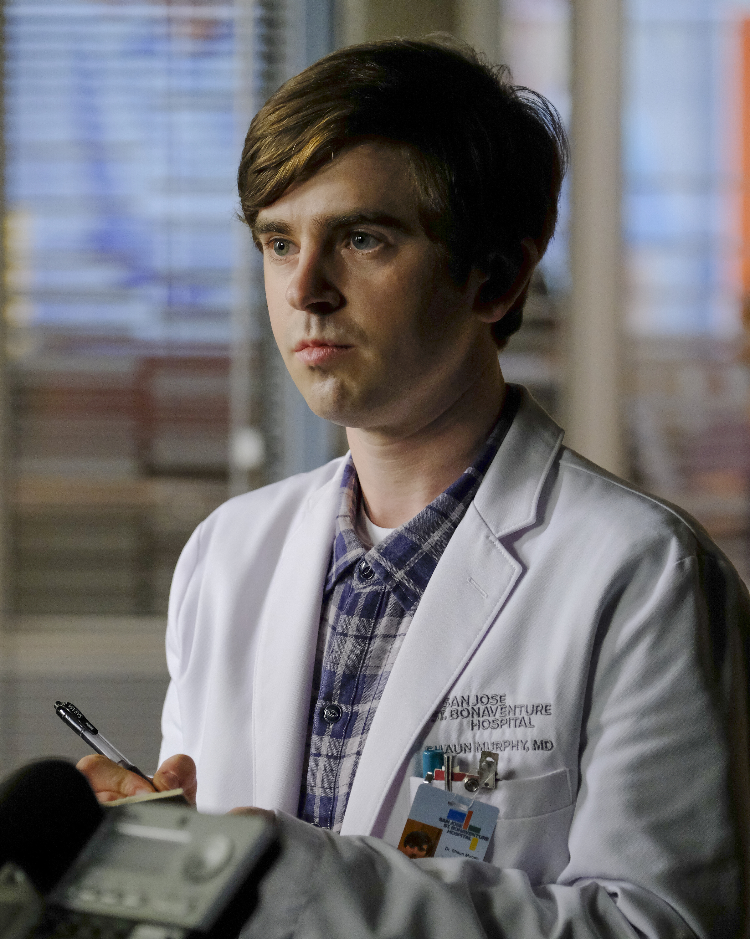 Freddie Highmore on "The Good Doctor" on February 18, 2021. | Source: Getty Images