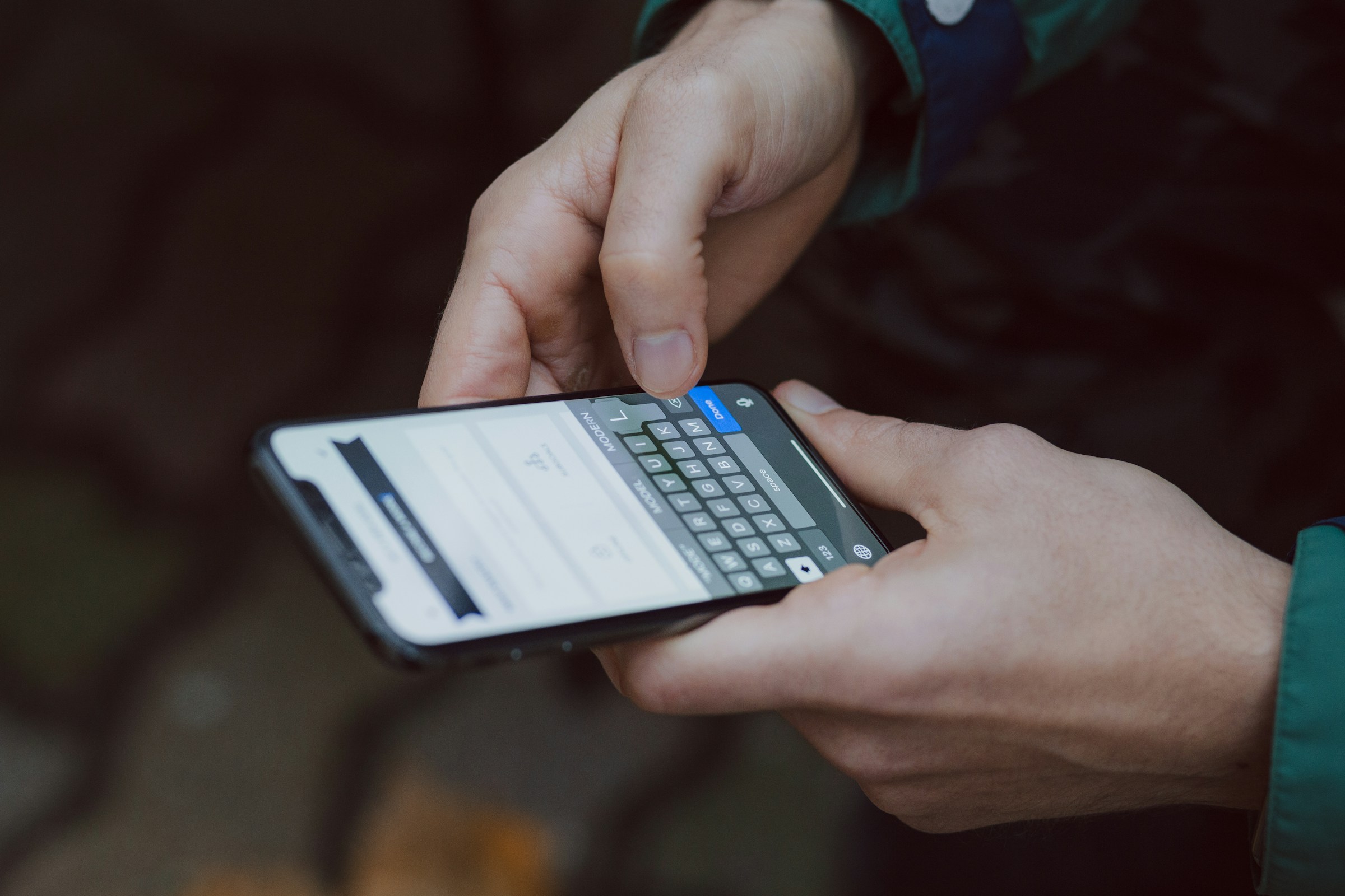 A person typing a message | Source: Unsplash