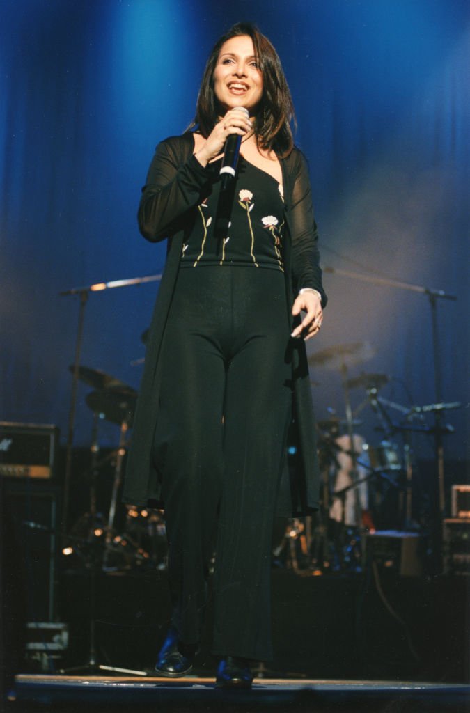 Hélène Ségara sur scène. | Photo : Getty Images