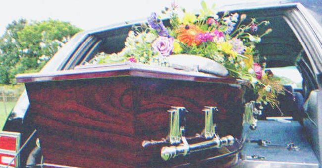 La mort de ma mère m'a apporté l'opportunité parfaite | Source : Shutterstock.com