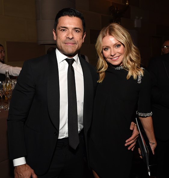Mark Consuelos and Kelly Ripa pose during the Radio Hall of Fame Class of 2019 Induction Ceremony at Gotham Hall | Photo: Getty Images