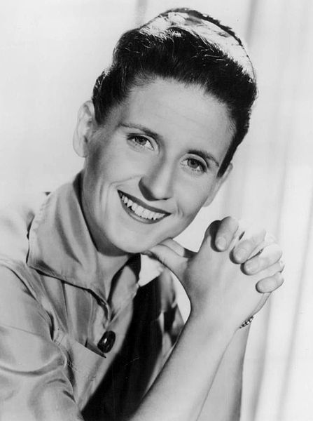 Publicity photo of Ann B. Davis. | Photo: Wikimedia Commons, Public Domain