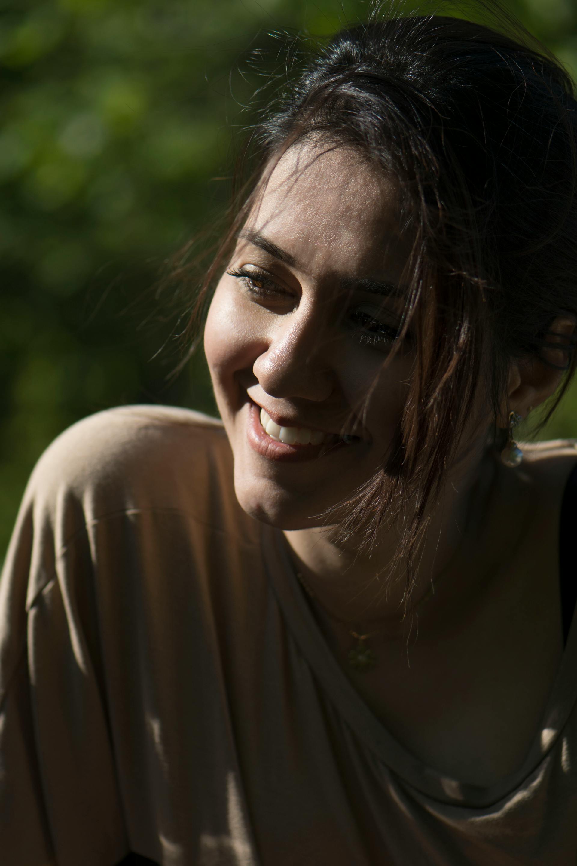 A smiling woman | Source: Pexels