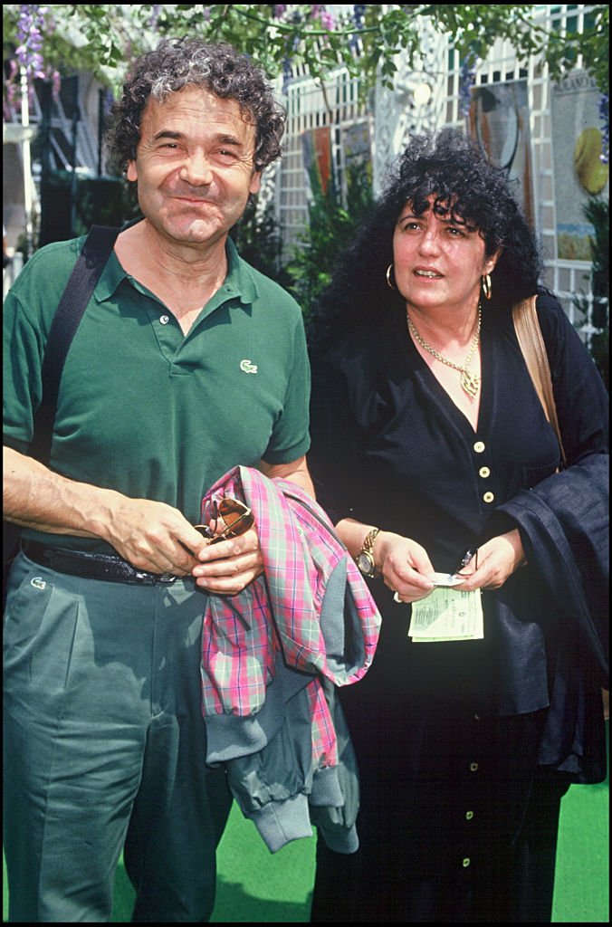 Pierre Perret et sa femme Simone à Roland Garros ouvrent en 1992. | Photo : Getty Images