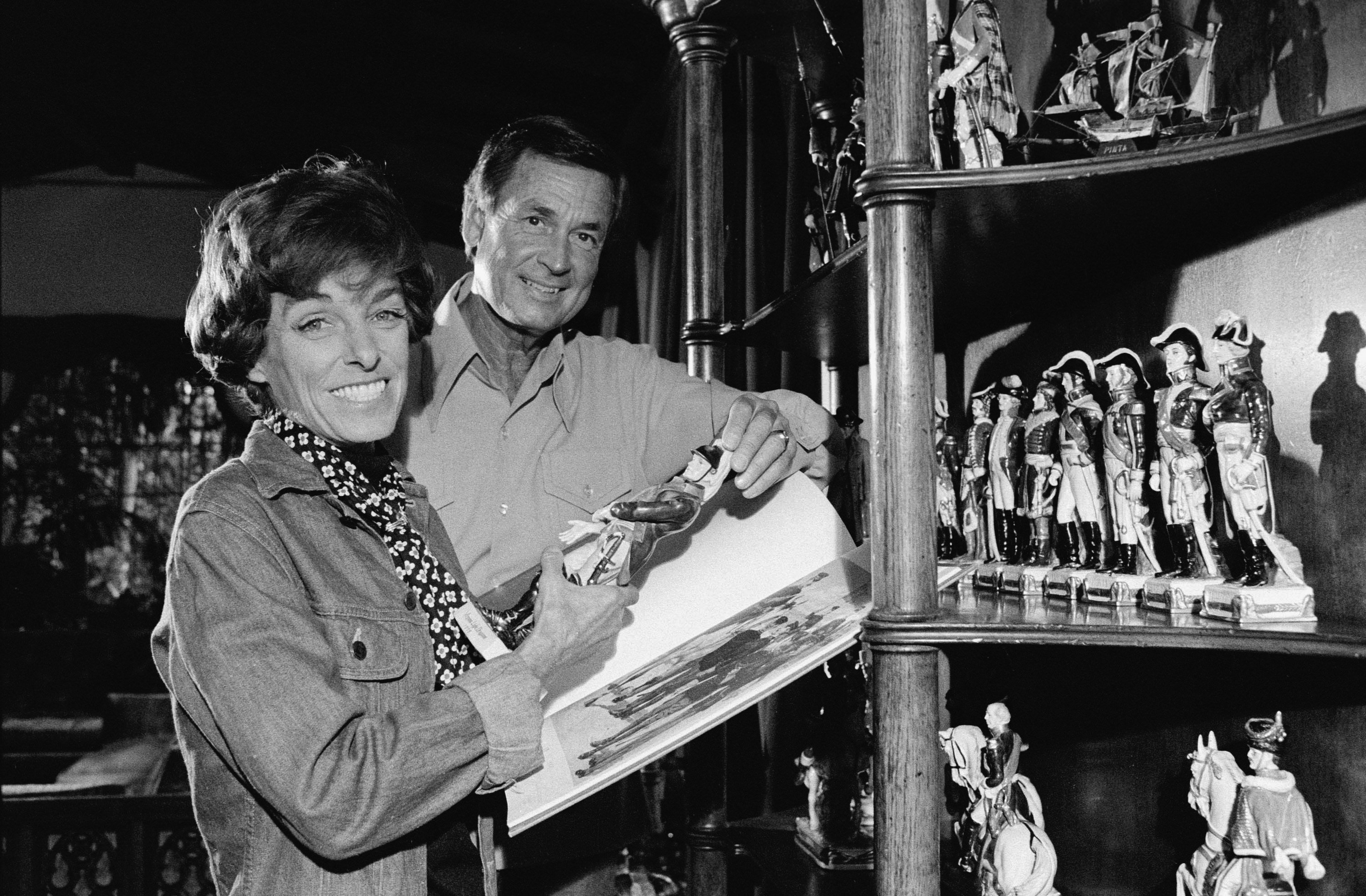 Bob Barker and his wife Dorothy Jo (1924 - 1981) show off part of their extensive collection of military-themed ceramic figurines on November 4, 1977. | Source: Getty Images