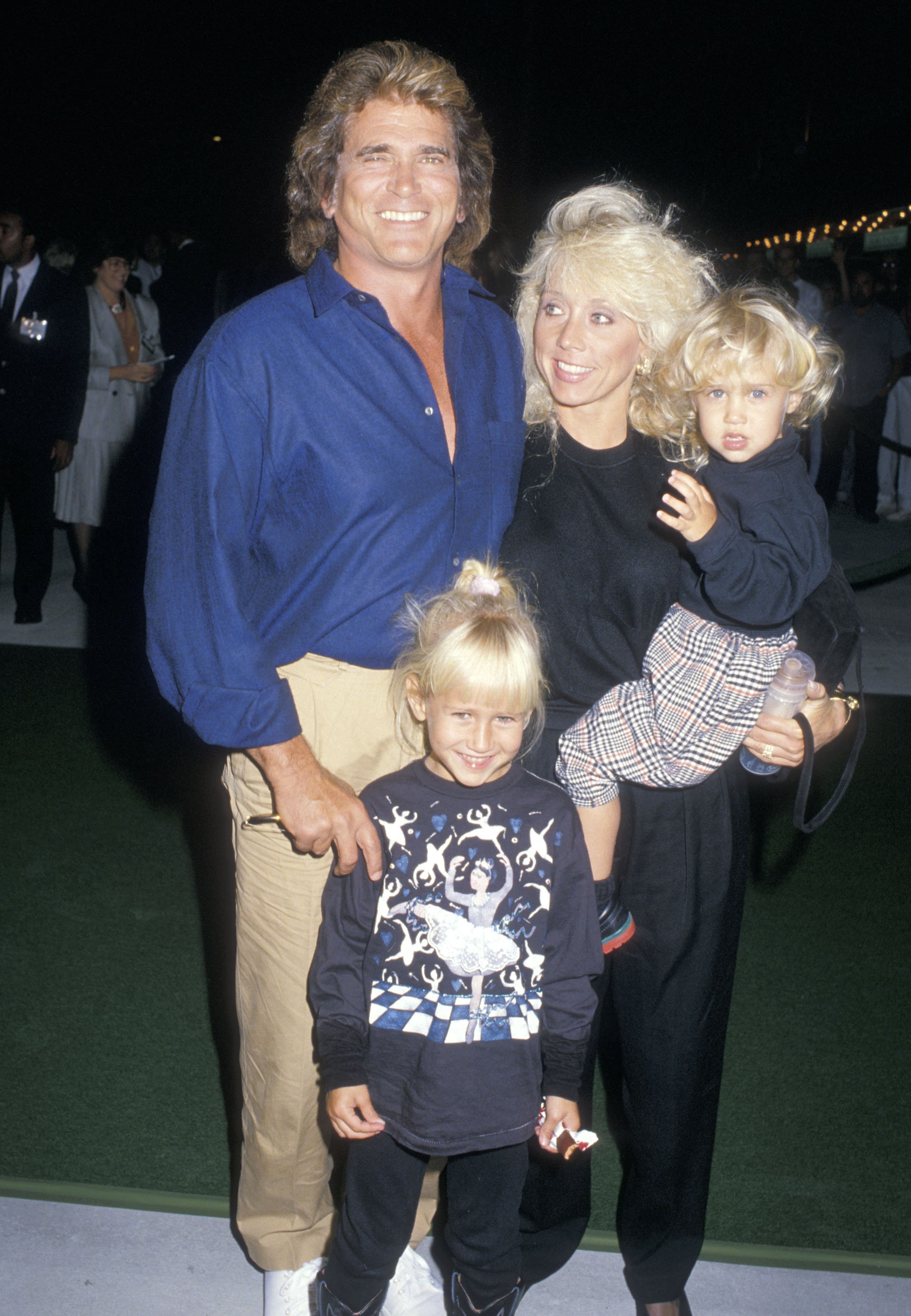 Michael Landon, su esposa Cindy Landon, su hija Jennifer Landon y su hijo Sean Landon, el 19 de septiembre de 1988 en Cineplex Odeon Universal City Cinemas en Universal City, California. | Foto: Getty Images
