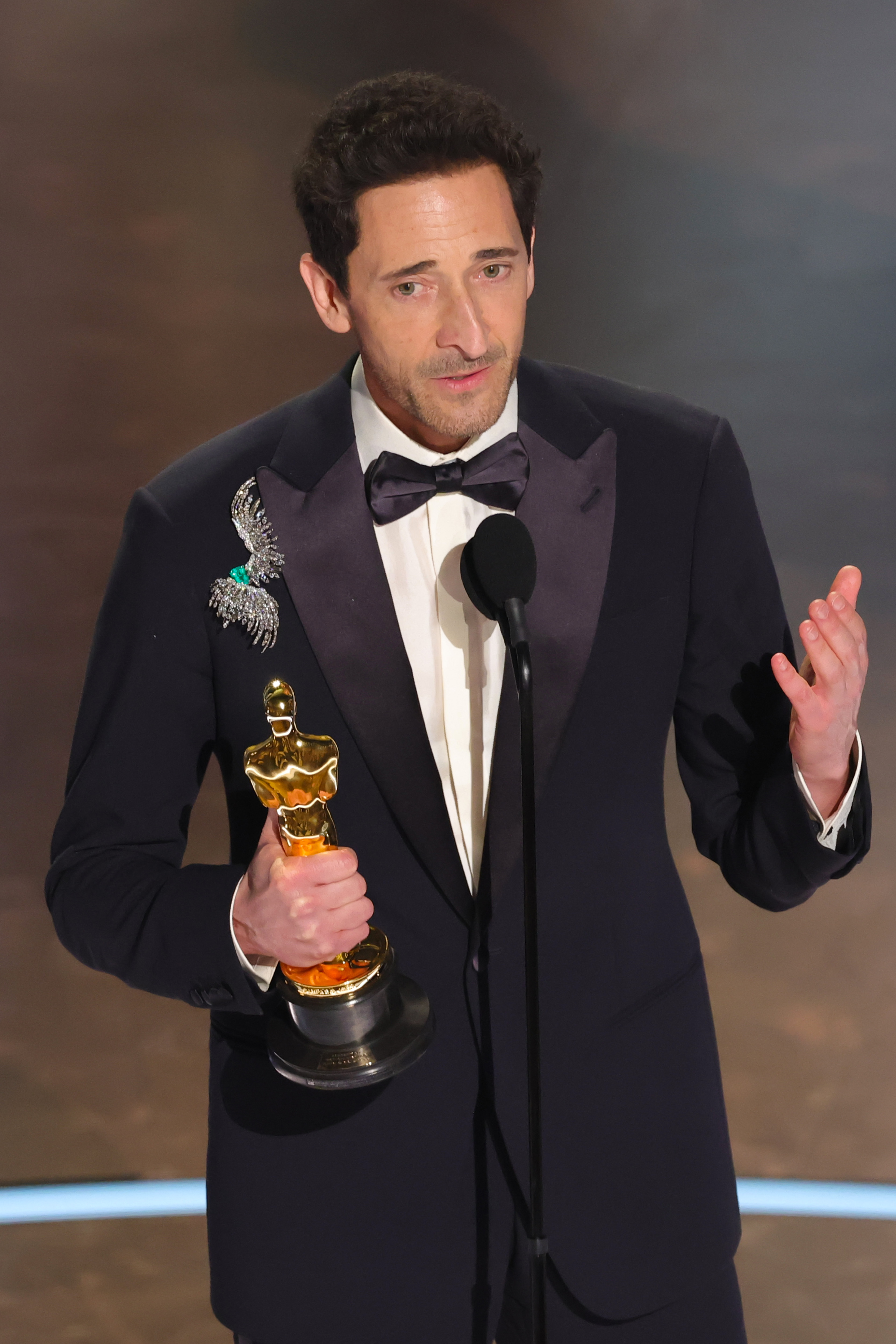 Adrien Brody giving his acceptance speech during the 2025 Oscars. | Source: Getty Images