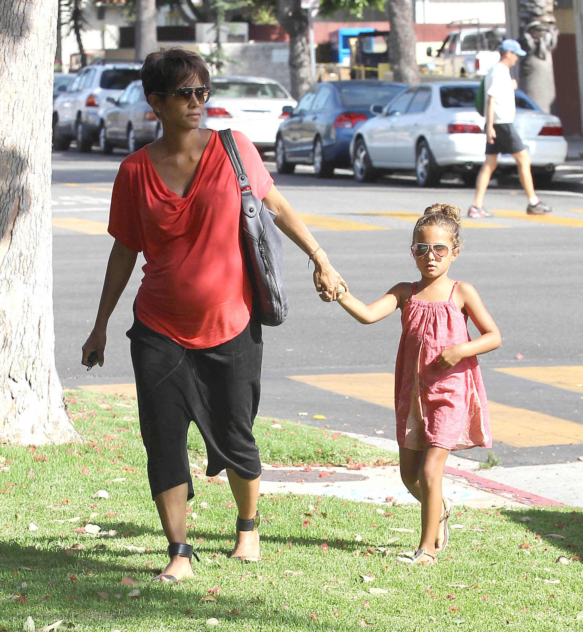 Halle Berry and her daughter Nahla Ariela Aubry on July 23, 2013 in Los Angeles, California | Source: Getty Images