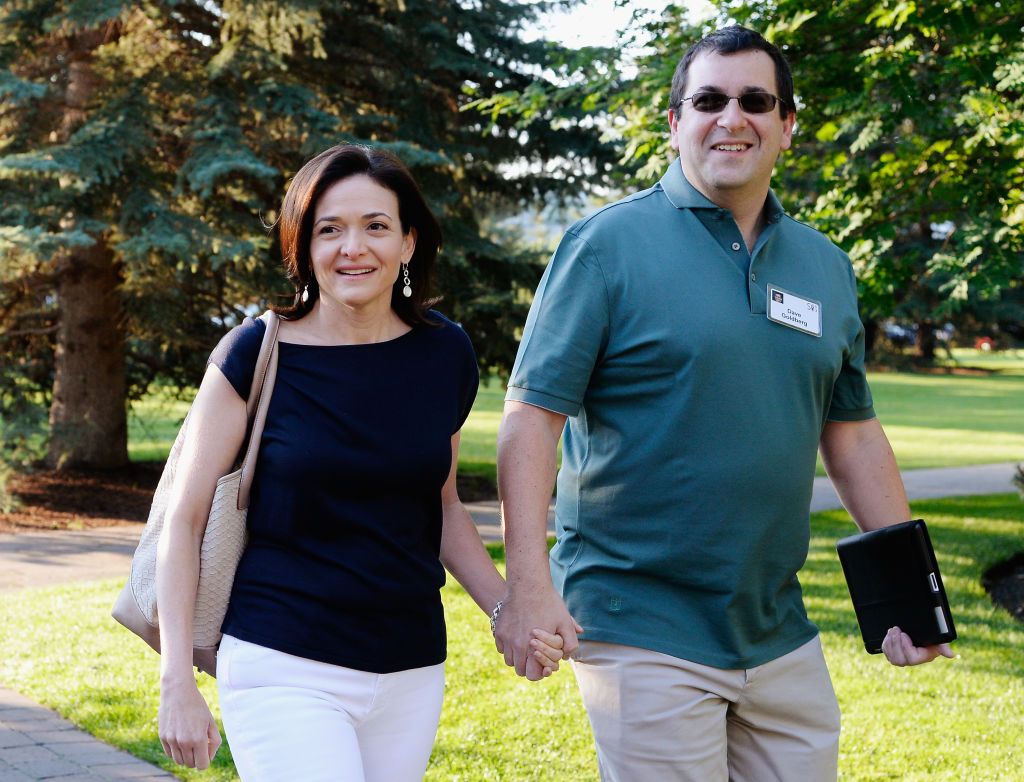Sheryl Sandberg and David Goldberg arrive for the morning session of the Allen & Co. annual conference on July 10, 2013, in Sun Valley, Idaho | Photo: Kevork Djansezian/Getty Images