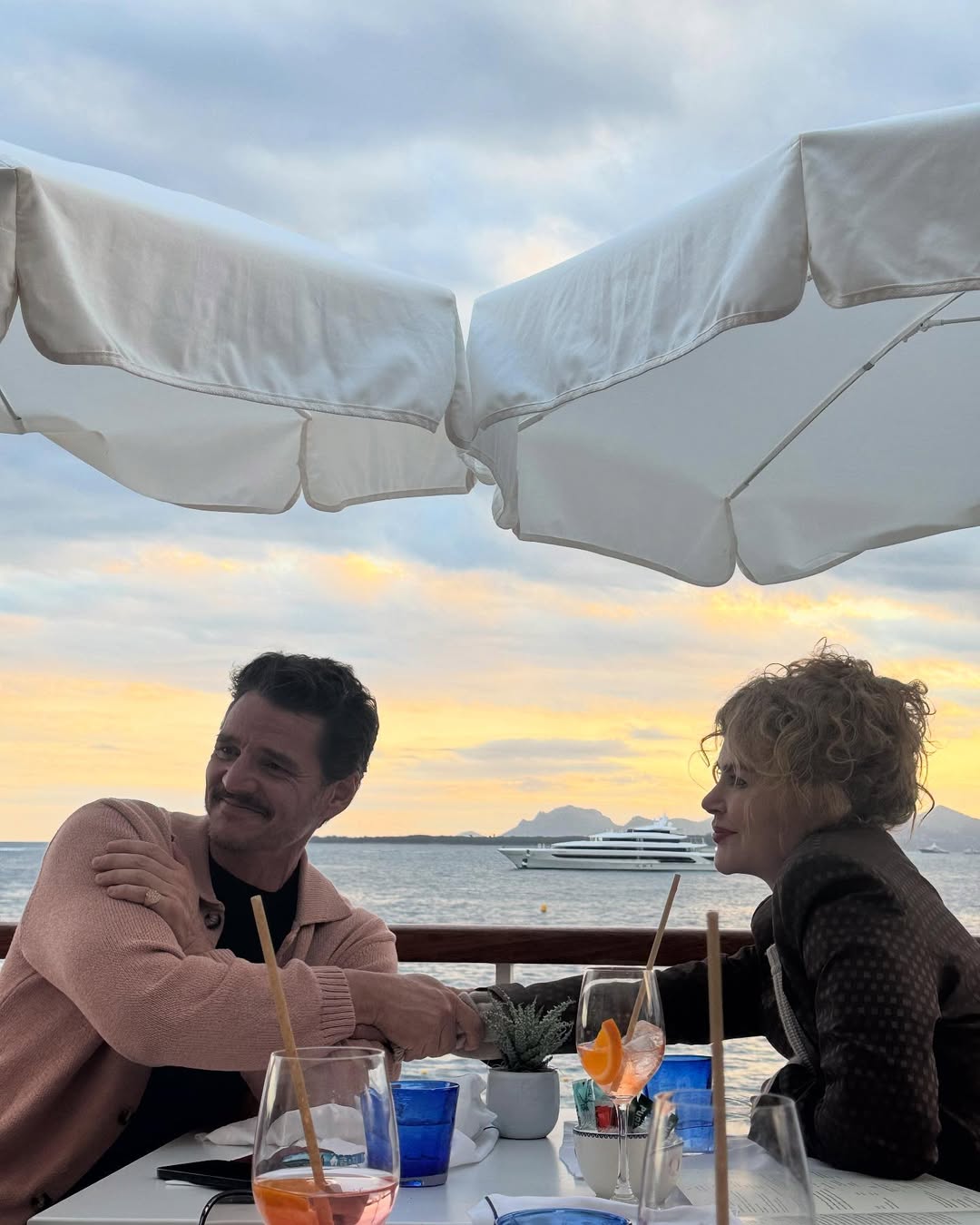 Nicole Kidman with her natural curly hair enjoying some drinks with Pedro Pascal in Côte d’Azur, France, from her post dated May 19, 2025 | Source: Instagram/nicolekidman