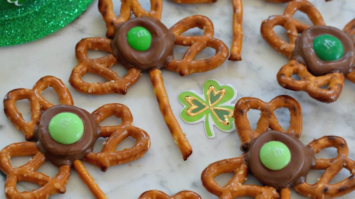 Perfect Shamrock pretzel for St. Patrick's Day 
