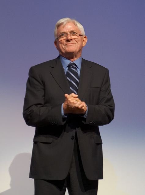 Phil Donahue introduces the documentary "Body of War" at the Toronto International Film Festival, September, 2007 | Photo: Wikimedia Commons Images