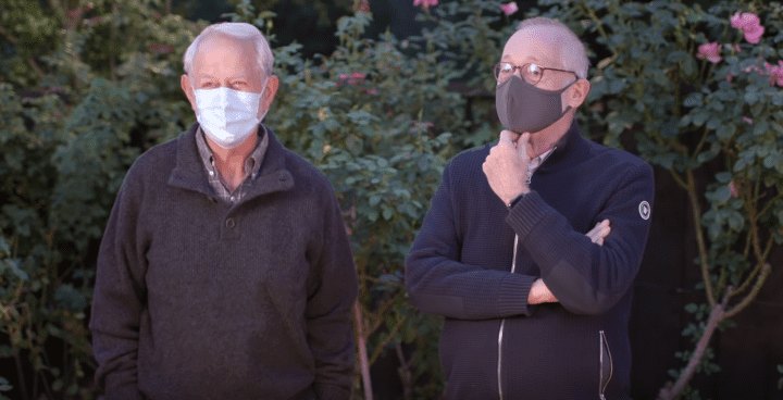 Photo of  Paul Milgrom and Robert Wilson during an interview | Photo: Youtube / Stanford