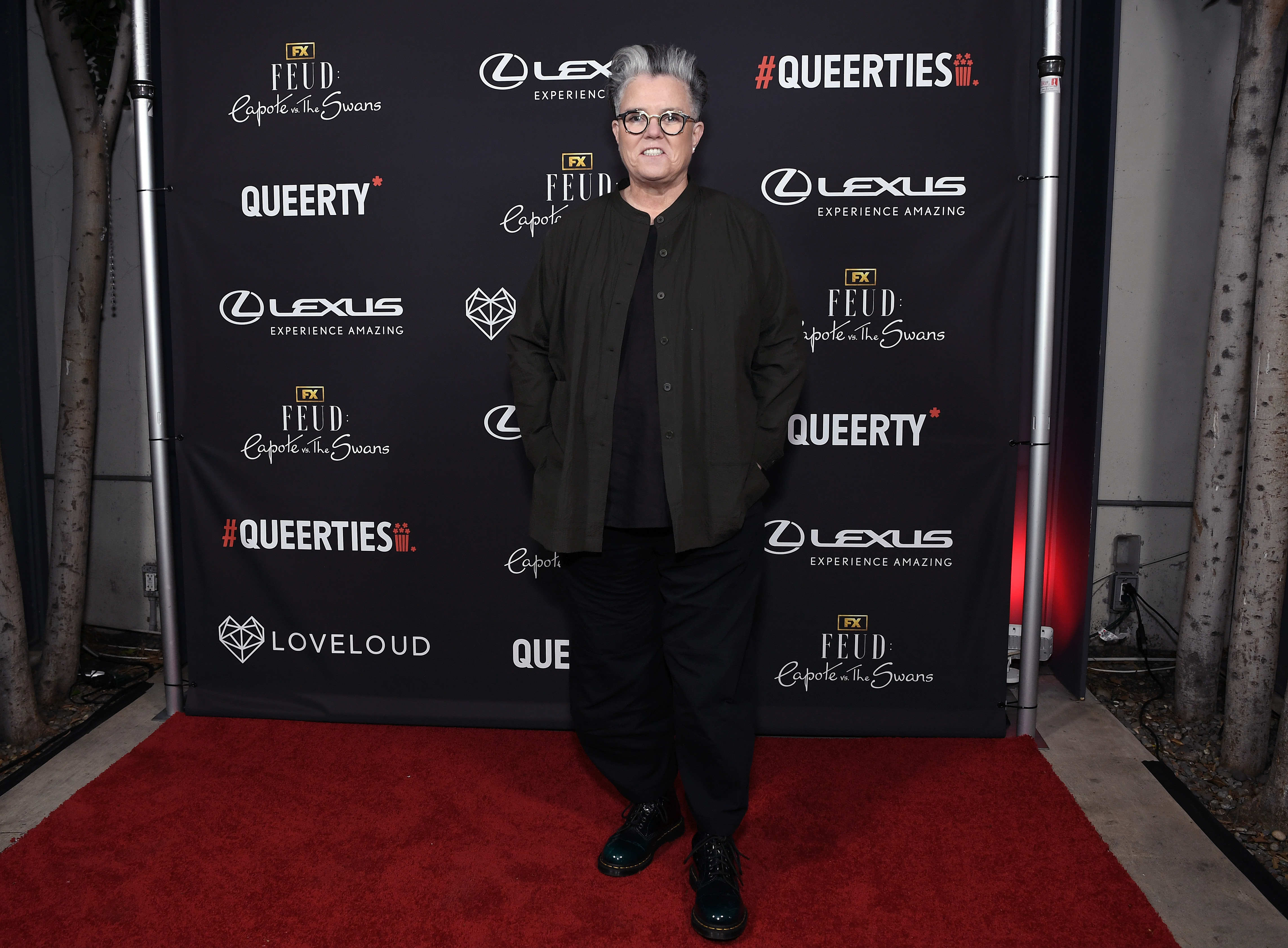 At The Queerties 2024 on March 12 in Hollywood, Rosie O'Donnell stepped onto the red carpet in a dark-toned ensemble. Her close-cropped hair and calm demeanor hinted at quiet confidence and a sense of ease in her slimmer, more refined silhouette.