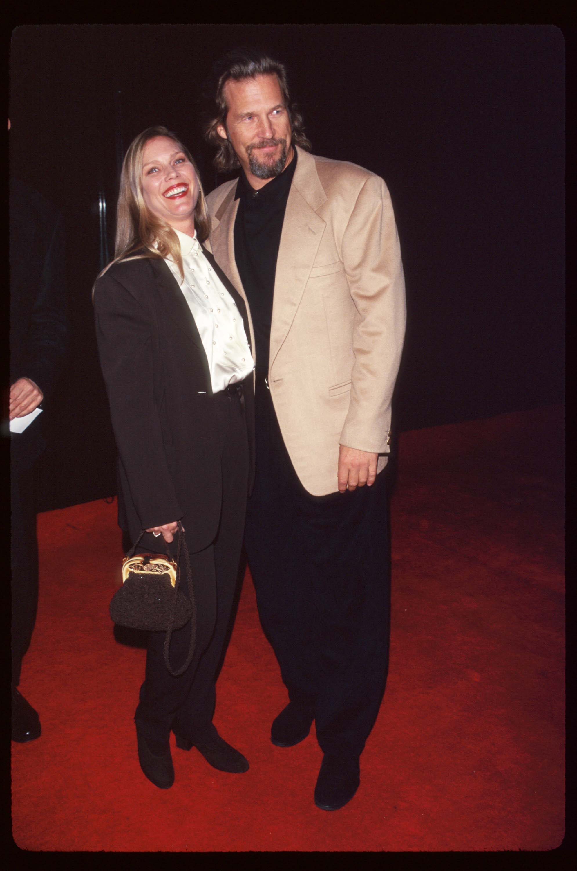 Susan and Jeff Bridges at the premiere of "The Mirror Has Two Faces" on November 10, 1996, in New York City | Source: Getty Images