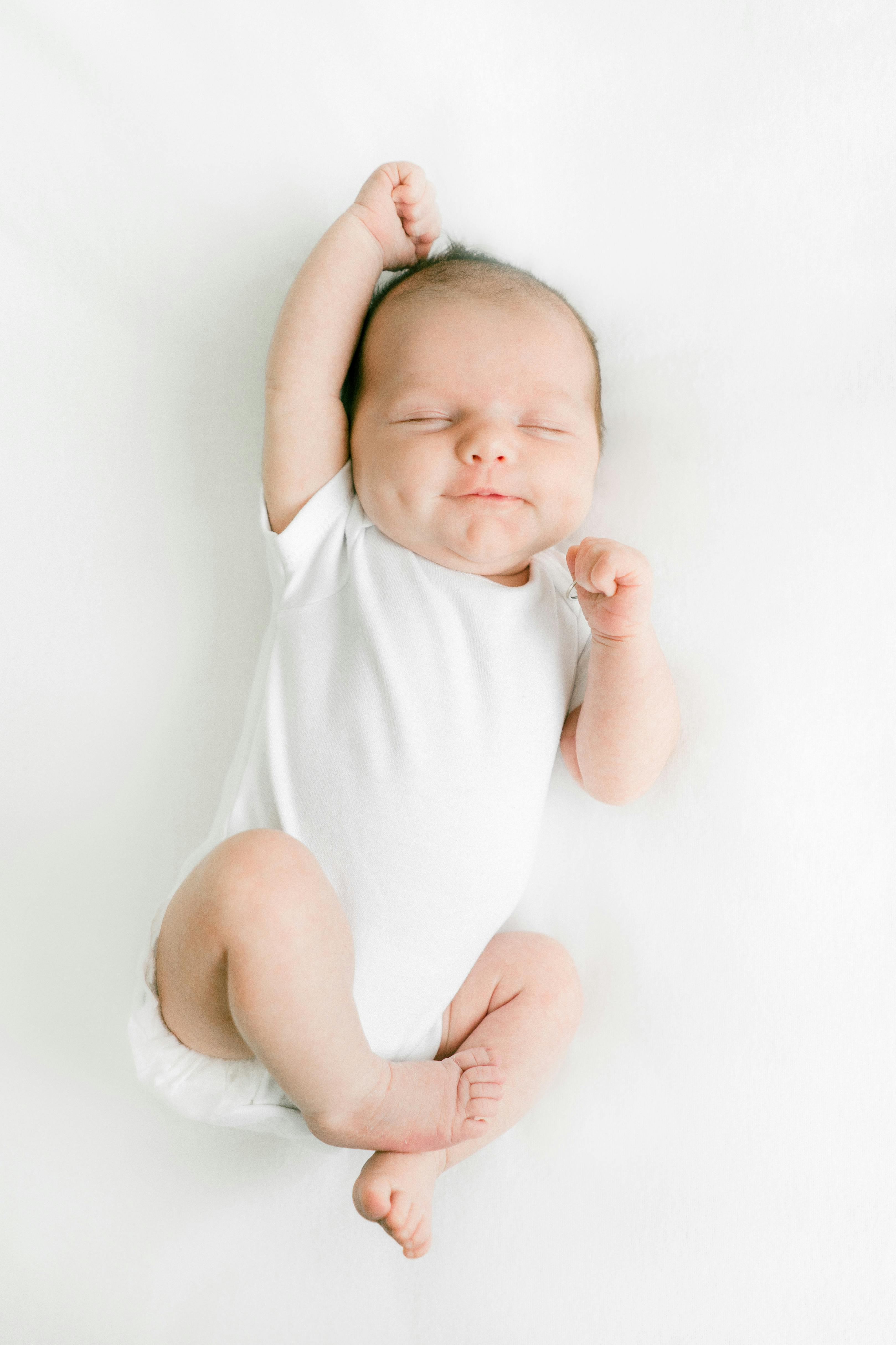 A young smiling baby | Source: Pexels