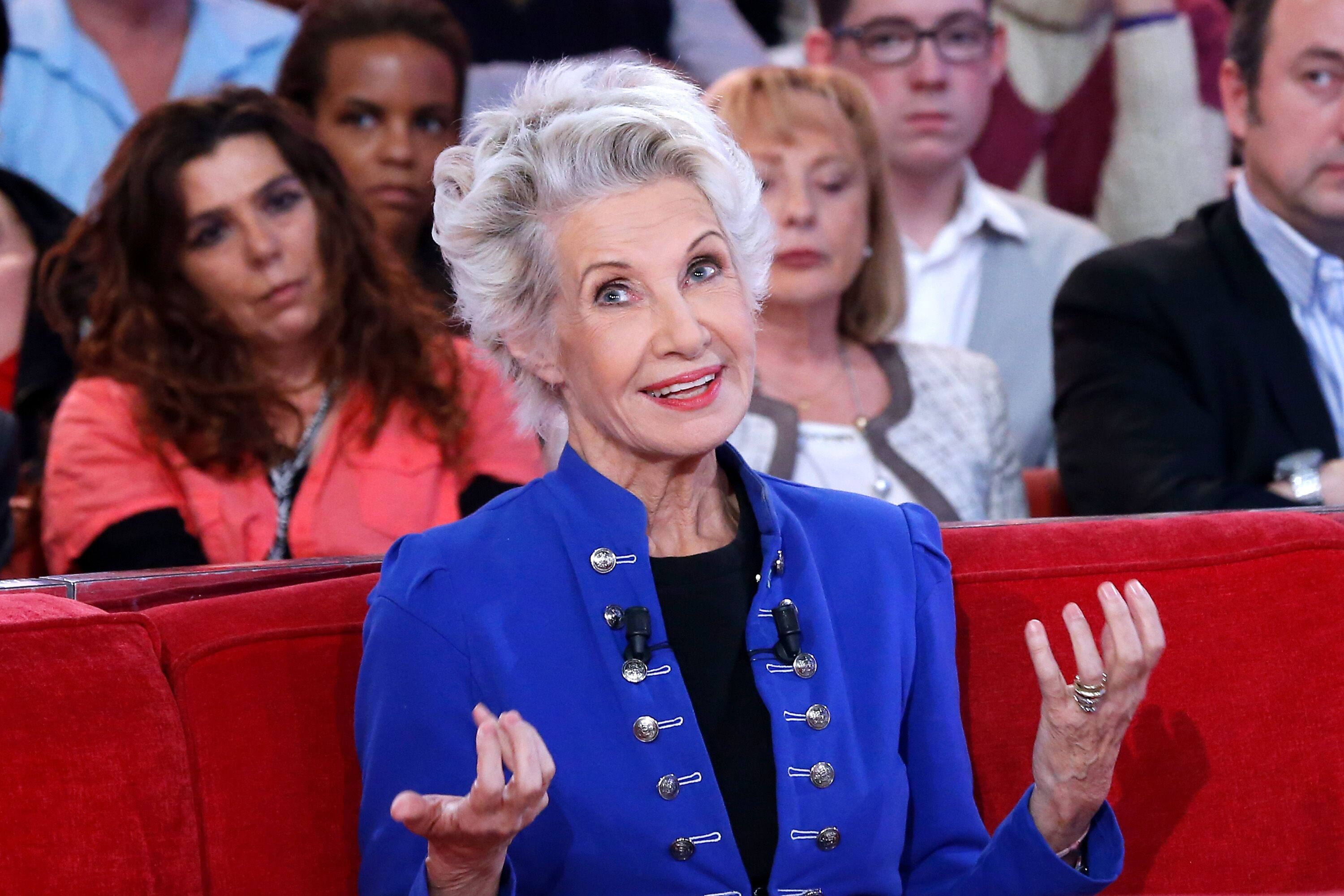 Daniele Gilbert assiste à 'Vivement Dimanche' émission de télévision française au Pavillon Gabriel à Paris, France. | Photo : Getty Images Daniele Gilbert assiste à 'Vivement Dimanche' émission de télévision française au Pavillon Gabriel à Paris, France. | Photo : Getty Images