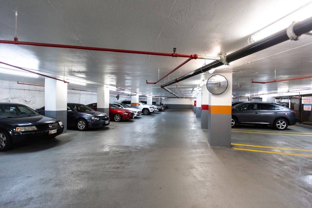 An empty spot in a parking garage | Source: Unsplash