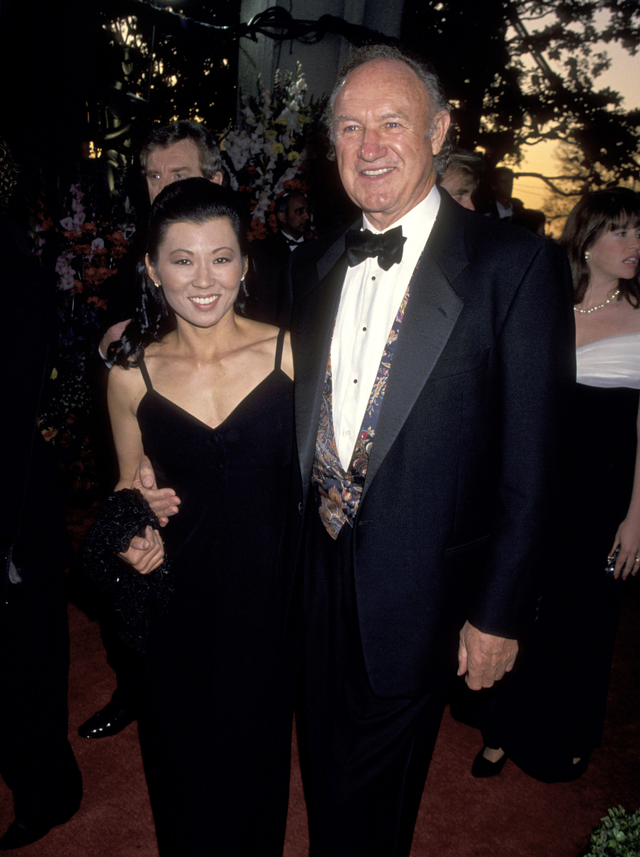 Gene Hackman and Betsy Arakawa at the 66th Annual Academy Awards in Los Angeles, California, on March 21, 1994 | Source: Getty Images