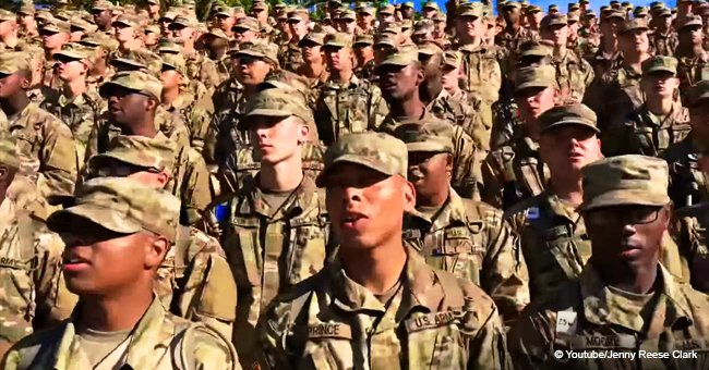 Video of 2000 soldiers praising God with powerful rendition of 'Reckless Love' still warms hearts