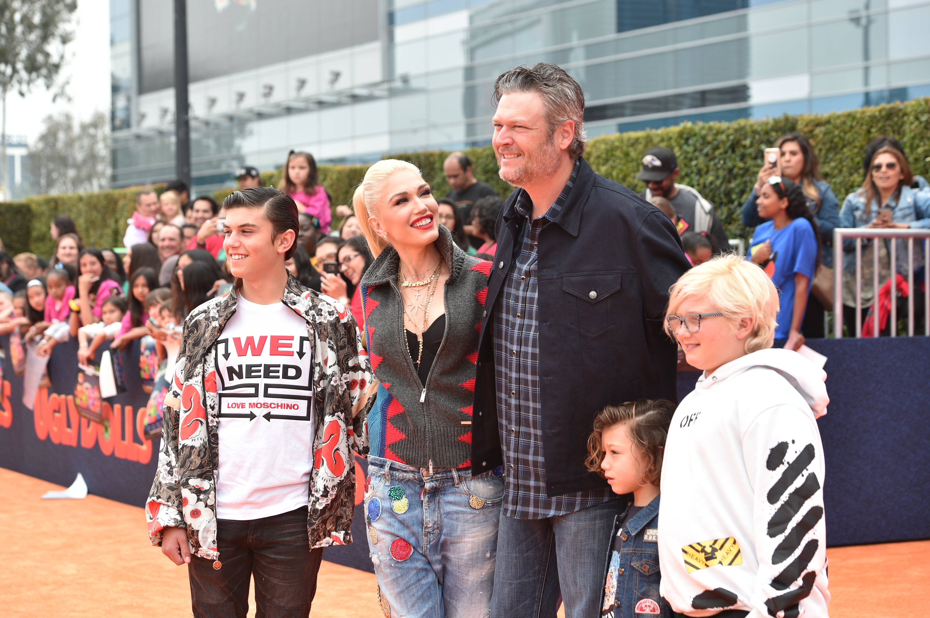 Blake Shelton and Gwen Stefani with her children, Kingston, Apollo Bowie Flynn, and Zuma Nesta Rock Rossdale, at the world premiere of "UglyDolls" on April 27, 2019, in Los Angeles, California. | Source: Getty Images