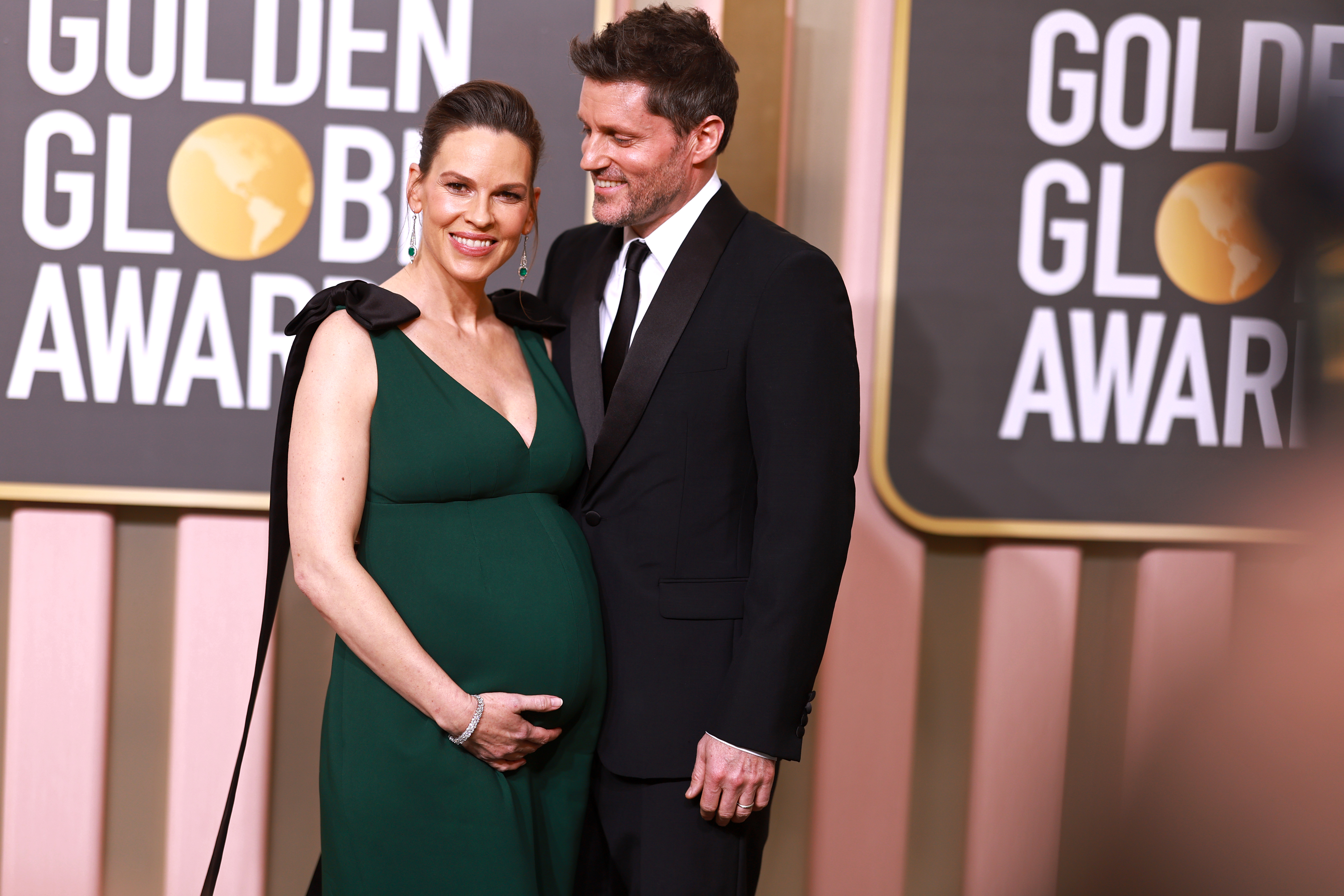 Hilary Swank and Philip Schneider attend the Golden Globe Awards at The Beverly Hilton on January 10, 2023. | Source: Getty Images