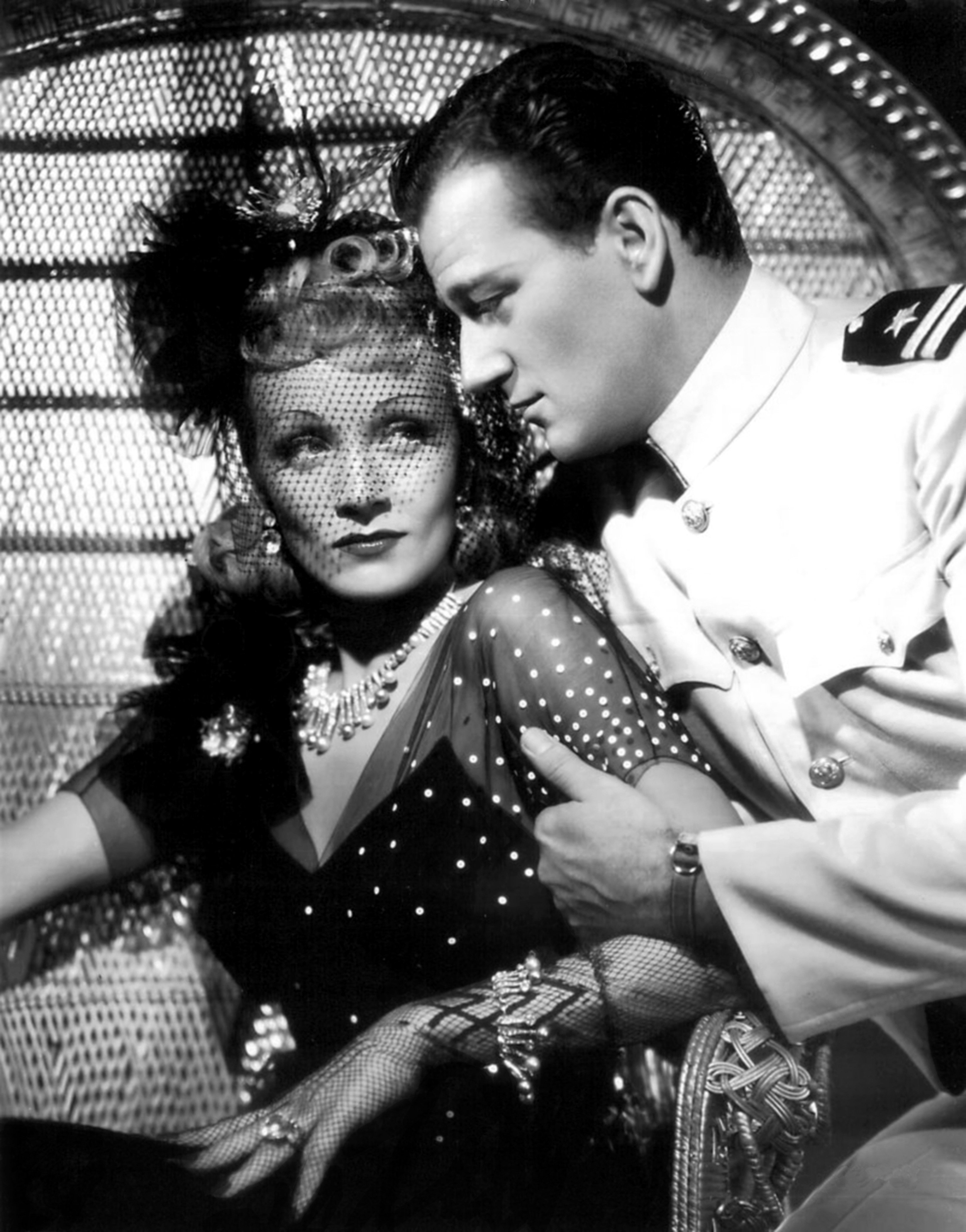 John Wayne and Marlene Dietrich in a scene from the movie "Seven Sinners" | Photo; Donaldson Collection/Getty Images
