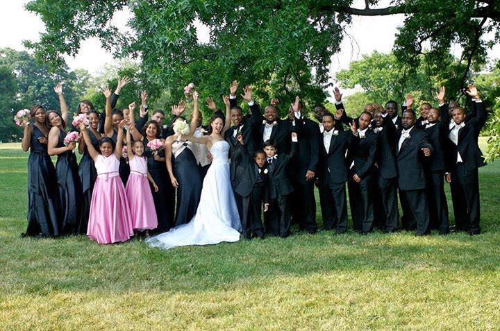 Cerina and Justin Fairfax pose with friends and family on their wedding day. | Source: Facebook/Justin Fairfax for Governor of Virginia