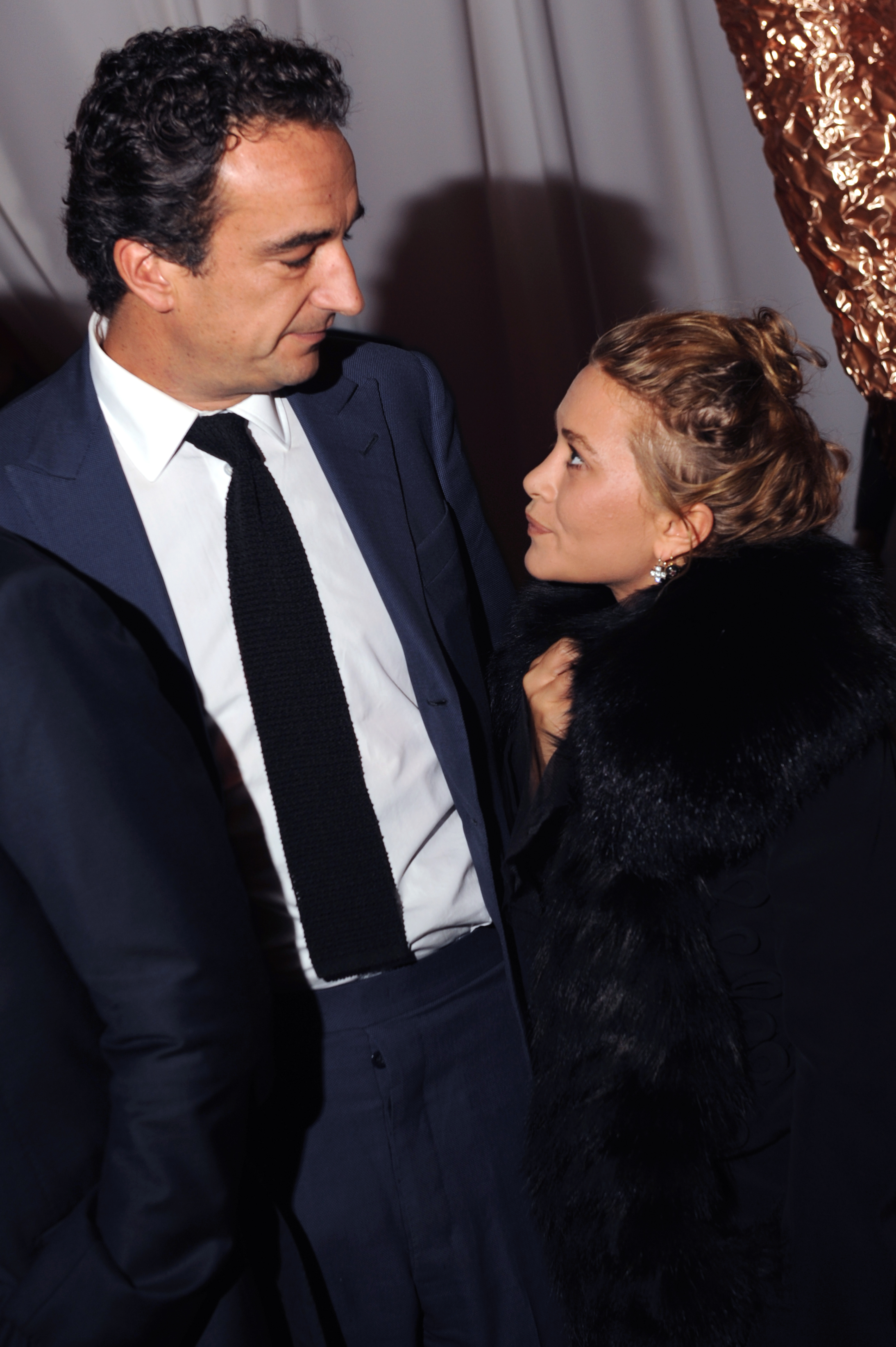 Olivier Sarkozy and Mary-Kate Olsen at the 35th Anniversary Gala of a Studio in a School on October 02, 2012, in New York | Source: Getty Images