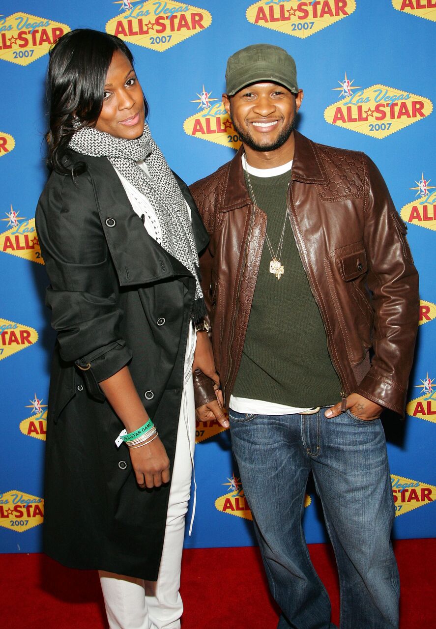 Usher (R) and his girlfriend Tameka Foster arrive at the 2007 NBA All-Star Game. | Source: Getty Images