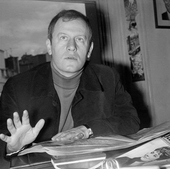 Jacques Chancel à son bureau au journal 'Paris-Jour', à Paris, France le 2 mai 1968. | Photo : Getty Images