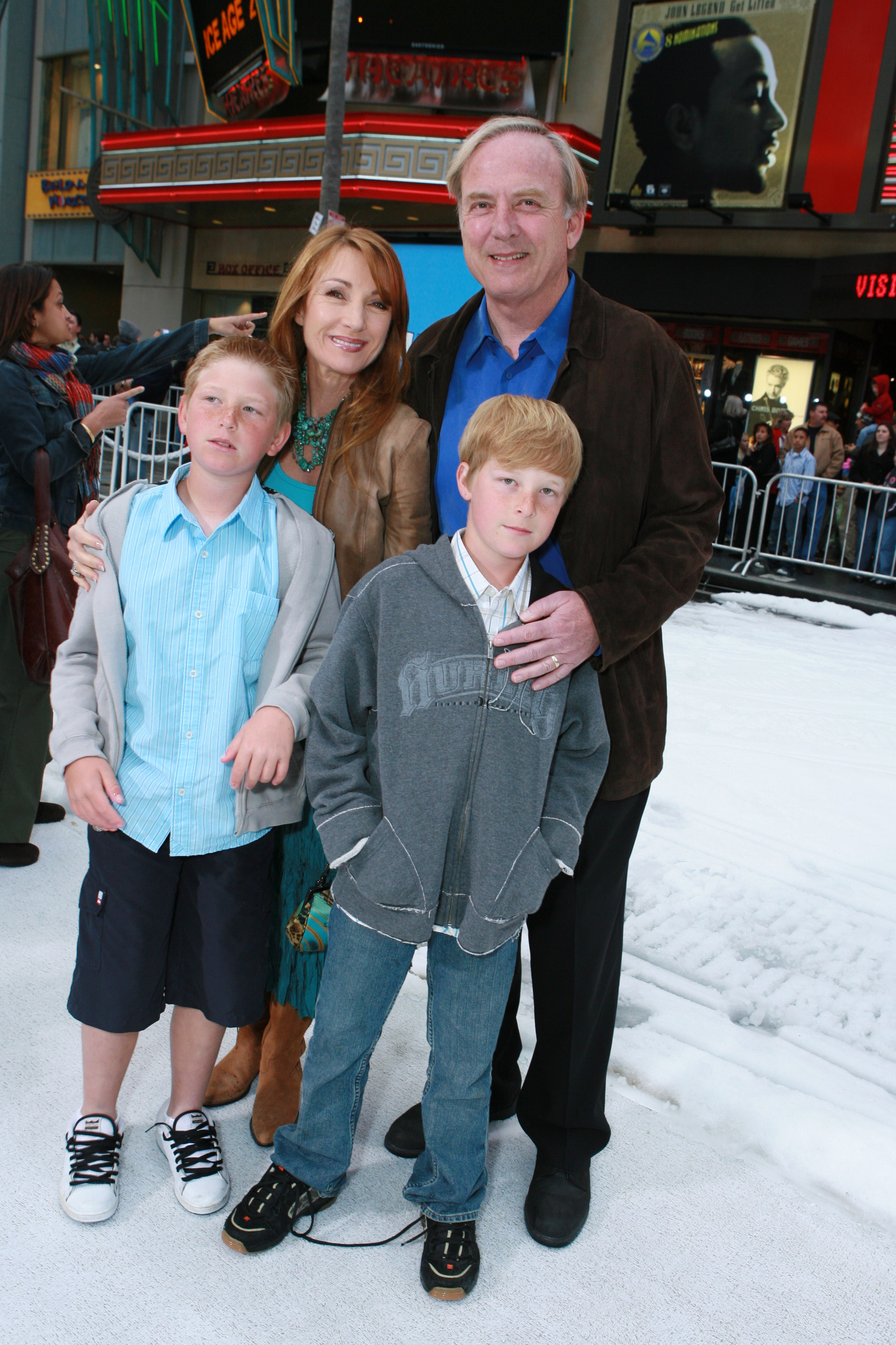 Jane Seymour and James Keach with sons John Stacy\\\\\\\\\\\\\\\\u00a0and Kristopher Steven at the Hollywood World Premiere of 20th Century Fox's "Ice Age: The Meltdown" on March 19, 2006. | Source: Getty Images