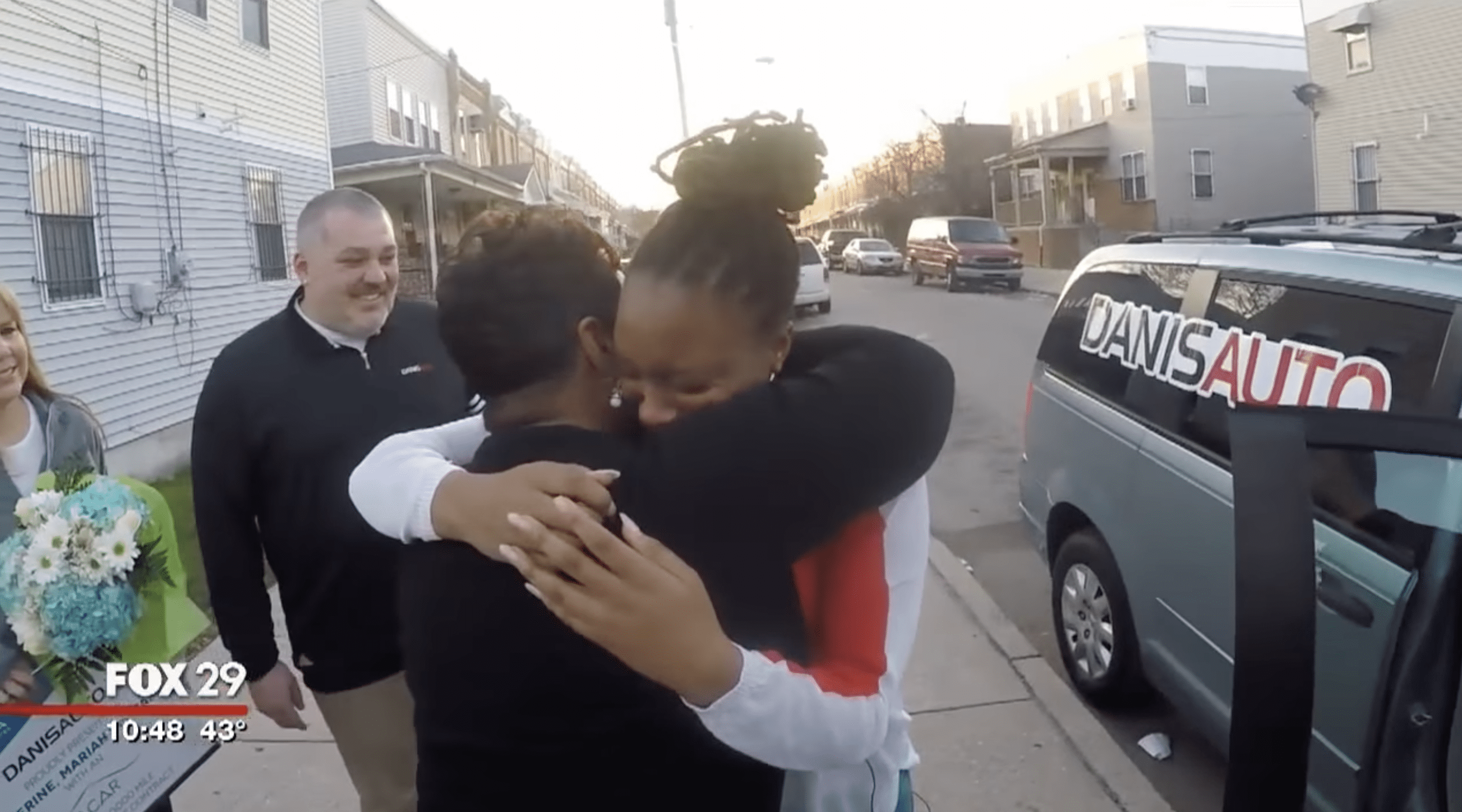 Maiya shares an emotional hug with her mother. | Photo: youtube.com/Fox29Philly