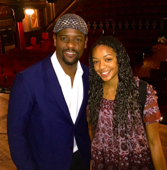 Blair and Brielle Underwood posing for a photo. | Source: Instagram/blairunderwood_official
