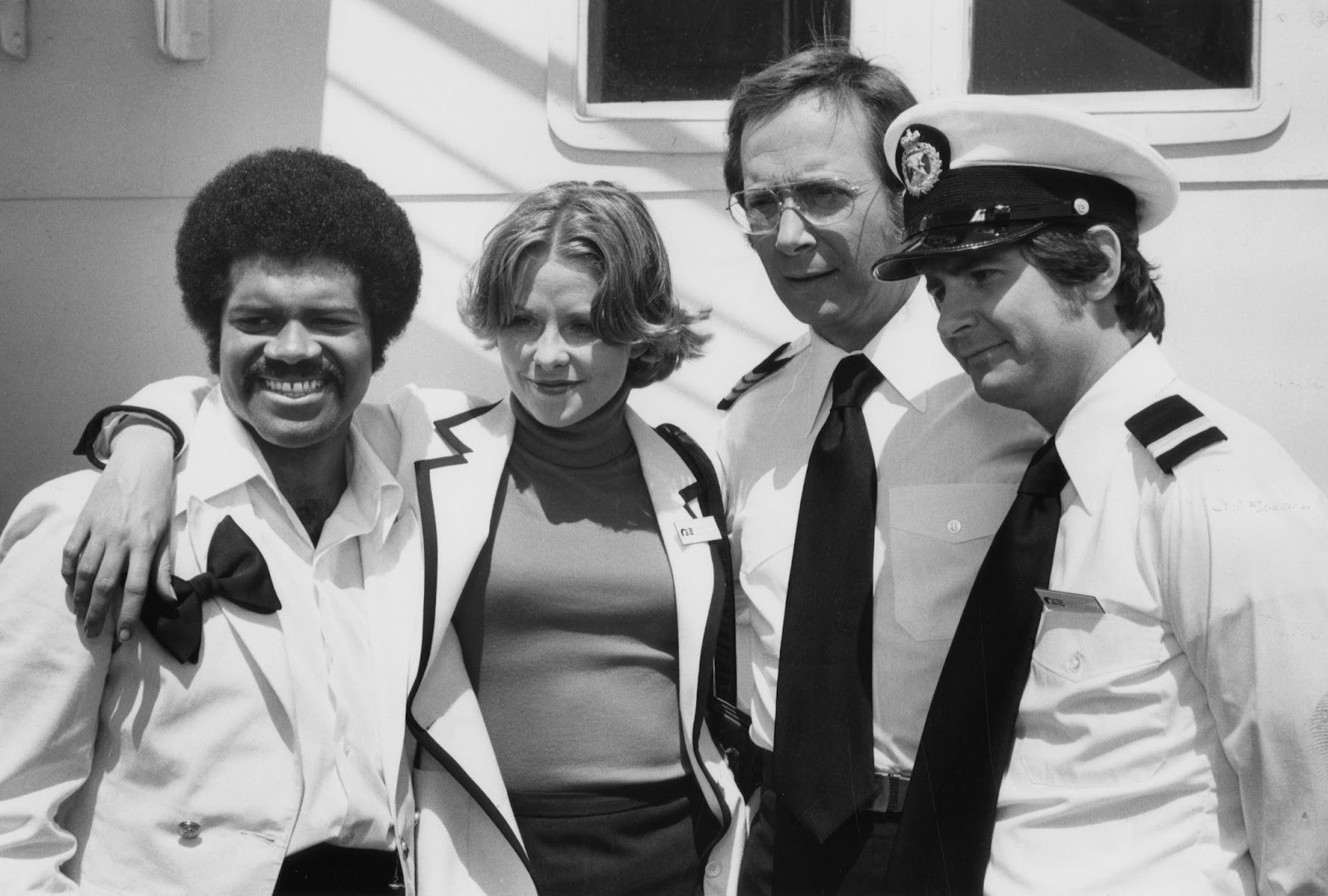 The actress and the cast of "The Love Boat," circa 1977. | Source: Getty Images