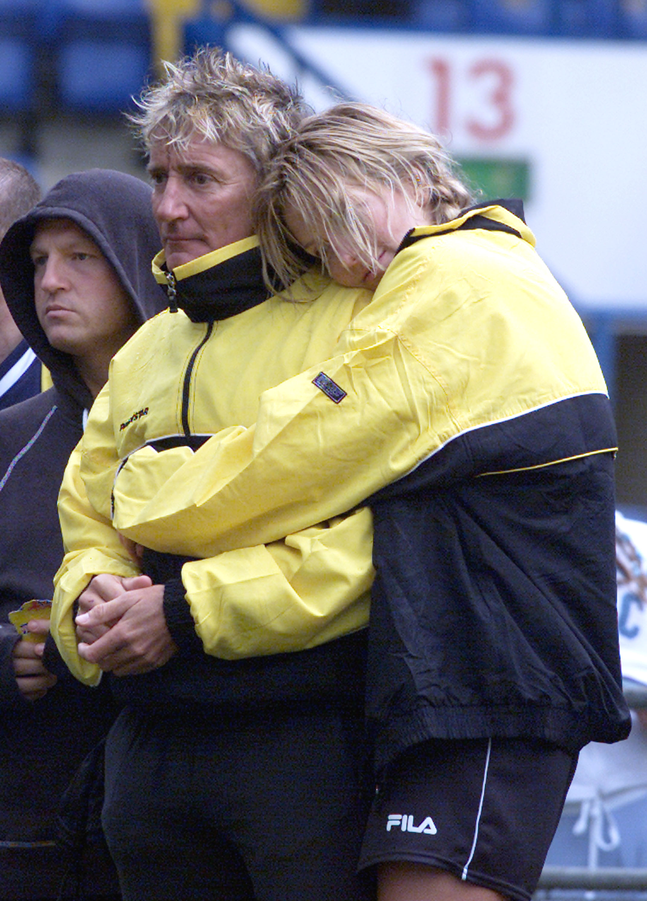 Sir Rod Stewart and Penny Lancaster at the Music Industry Soccer Six games event on May 26, 2002, in London, England. | Source: Getty Images
