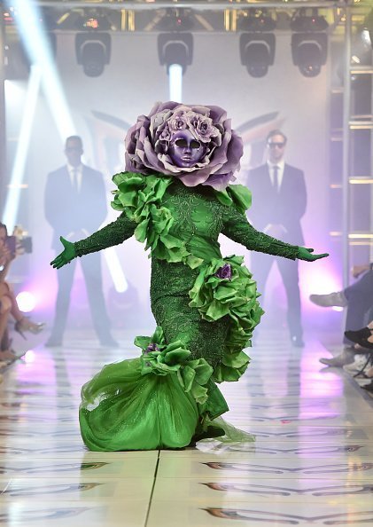  "The Flower" participates in a runway show for the premiere of Fox's "The Masked Singer" Season 2 at The Bazaar at the SLS Hotel Beverly Hills on September 10, 2019 in Los Angeles, California | Photo: Getty Images
