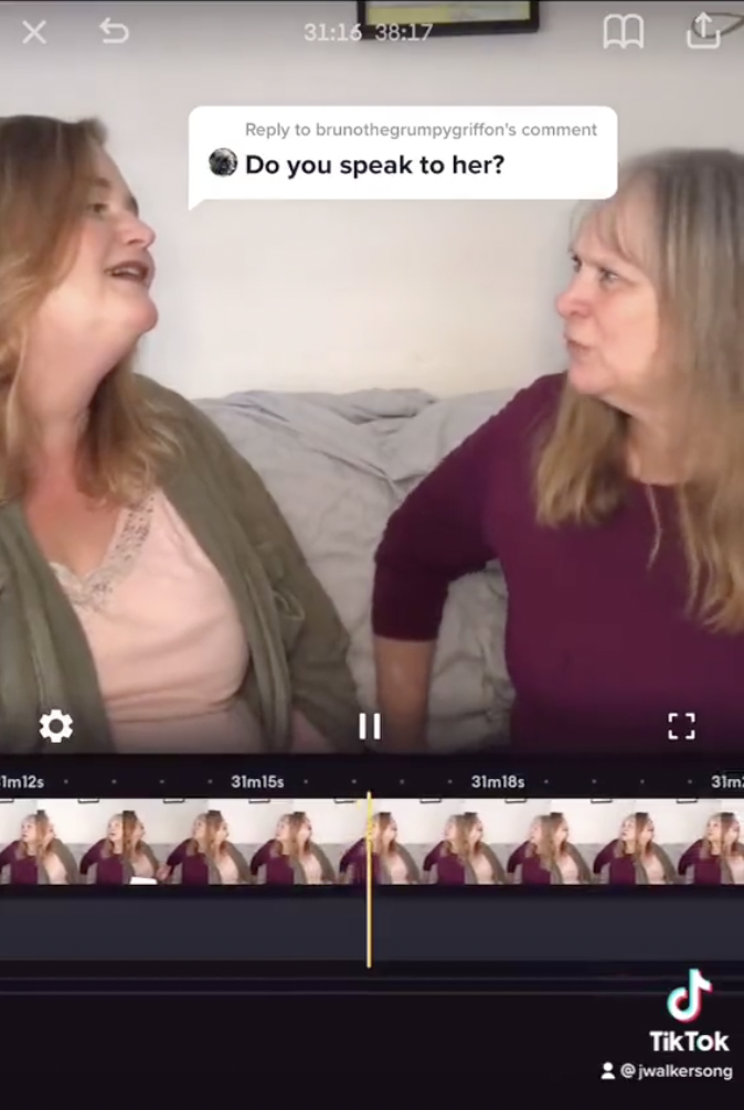 Jamie and her mother in a clip where her mother tells her the moral of their story published on April 21, 2021 | Source: tiktok/jwalkersong