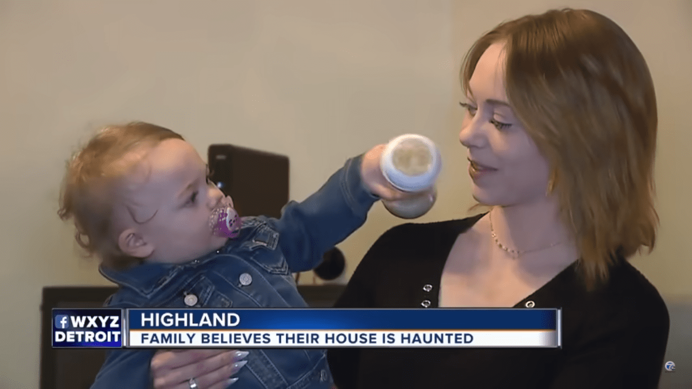 Heather Brough and Lilly. | Source: youtube.com/WXYZ-TV Detroit | Channel 7